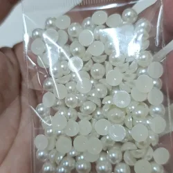Medias perlas de 6 milímetros