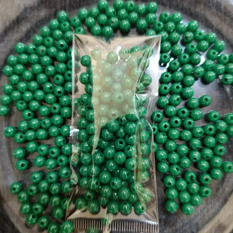 Perla plástica de 6 mm color verde 💚💚🍀🌿
