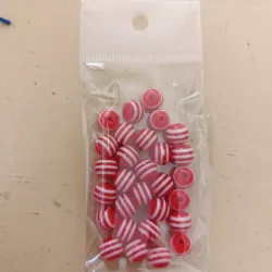 Perlas rojas de 8 mm con rayas 