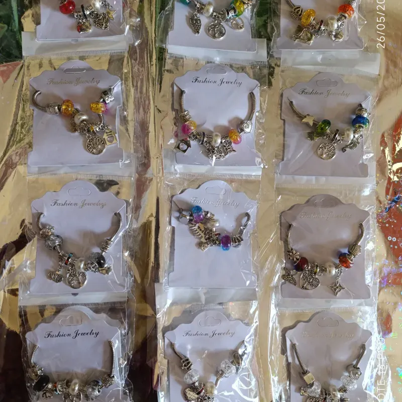 Pulseras tipo Pandora 