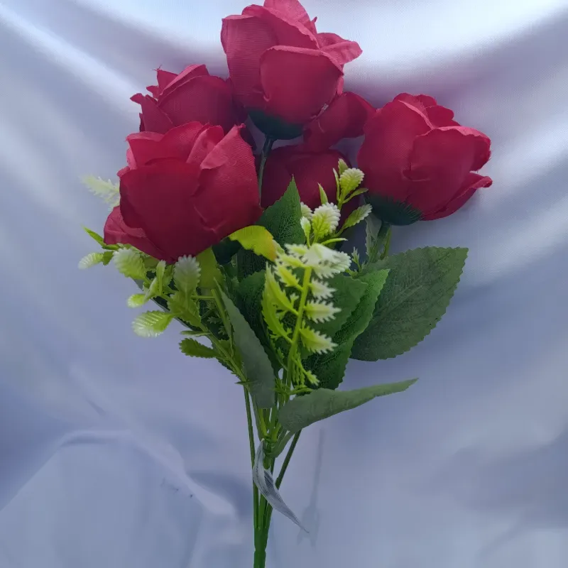 Ramo de 5 rosas rojas 