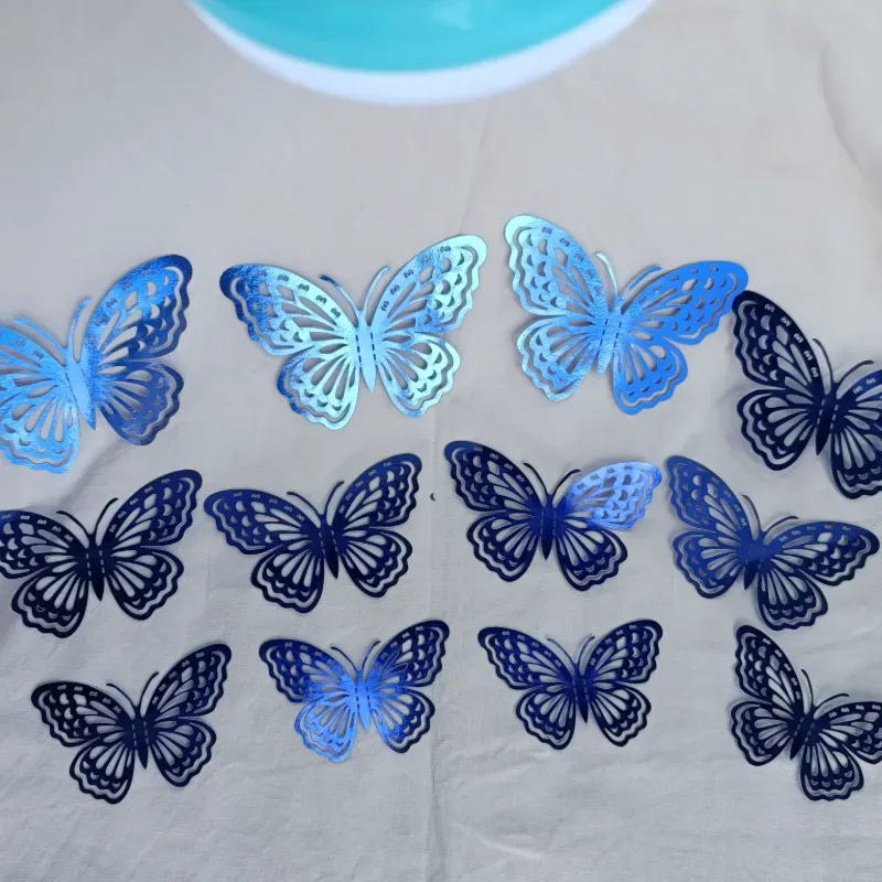 Set de 12 mariposas azules