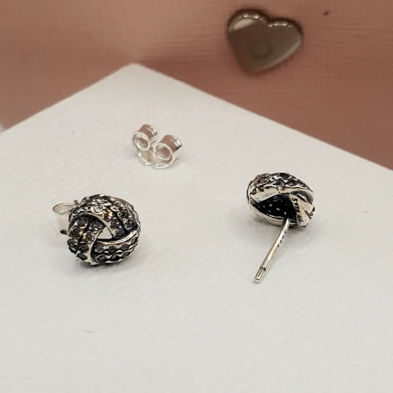 Aretes