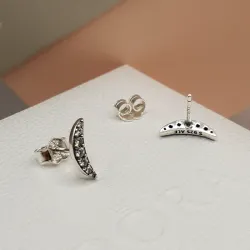Aretes