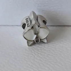 Charms 