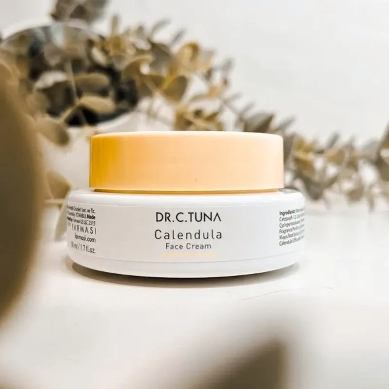 Crema facial de Caléndula Dr. C Tuna