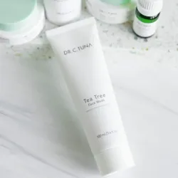 Limpiador facial de Tea Tree Dr. C Tuna