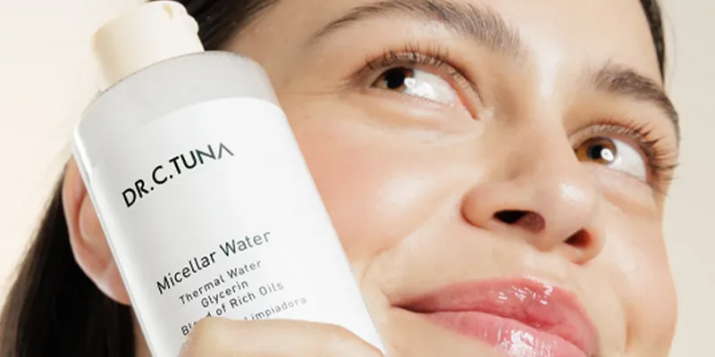 Agua micelar limpiadora del Dr. C. Tuna