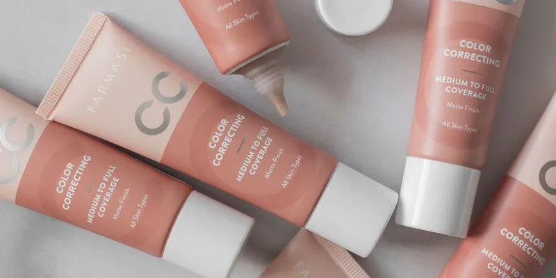 Crema correctora de color CC 02, tono claro a medio.