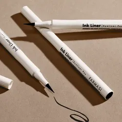 Delineador de tinta negro