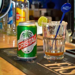 Chelada con Cristal