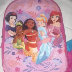 Mochilas de muñeco