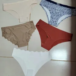 Blume de mujer sin costura 