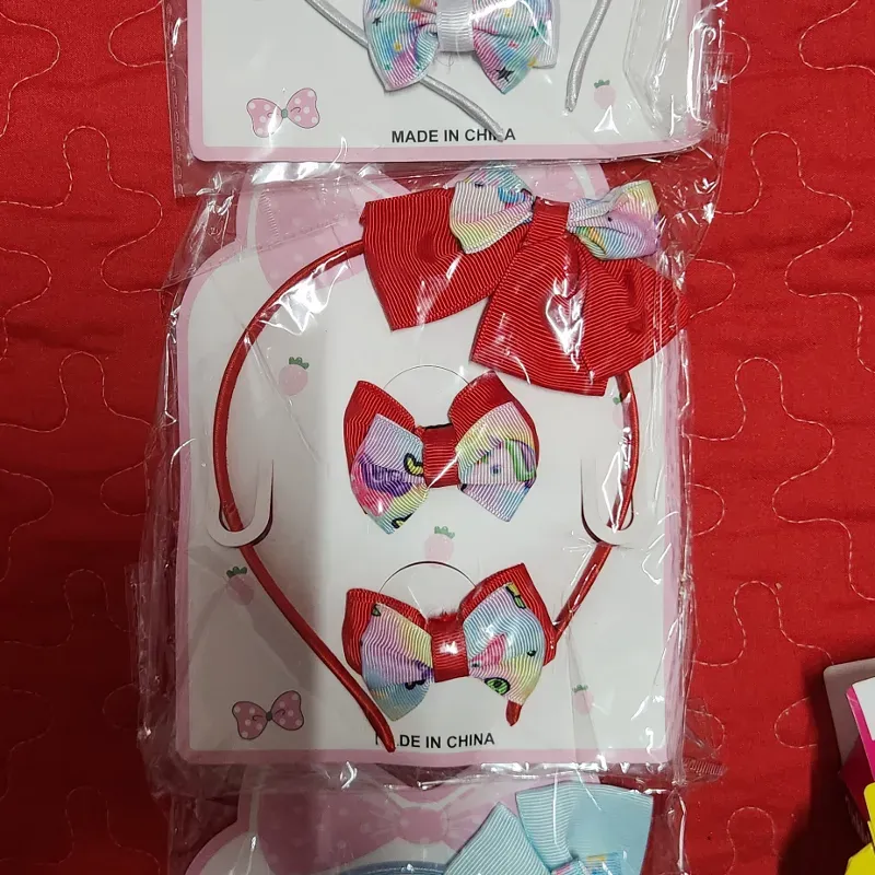 Lazos y conjuntos para el pelo de las niñas 