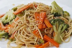 CHI-16-Espaguetis con vegetales