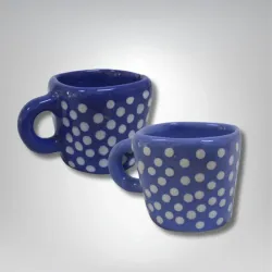 TAZA DE CAFÉ CON PUNTOS
