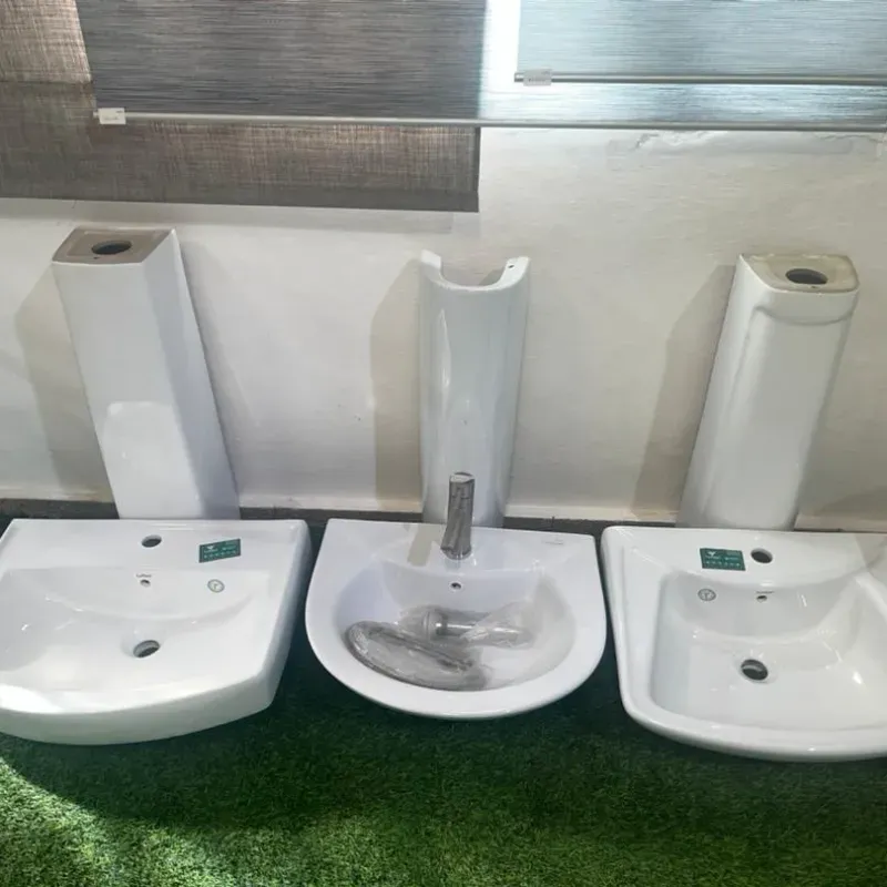 Lavamano con pedestal