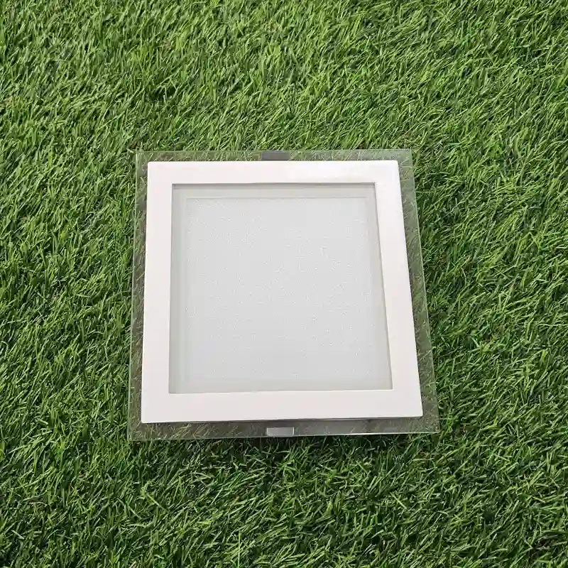 Luz cuadrada 