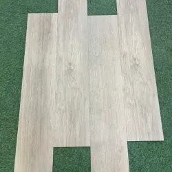 Porcelanato imitación madera Arkwood Oak