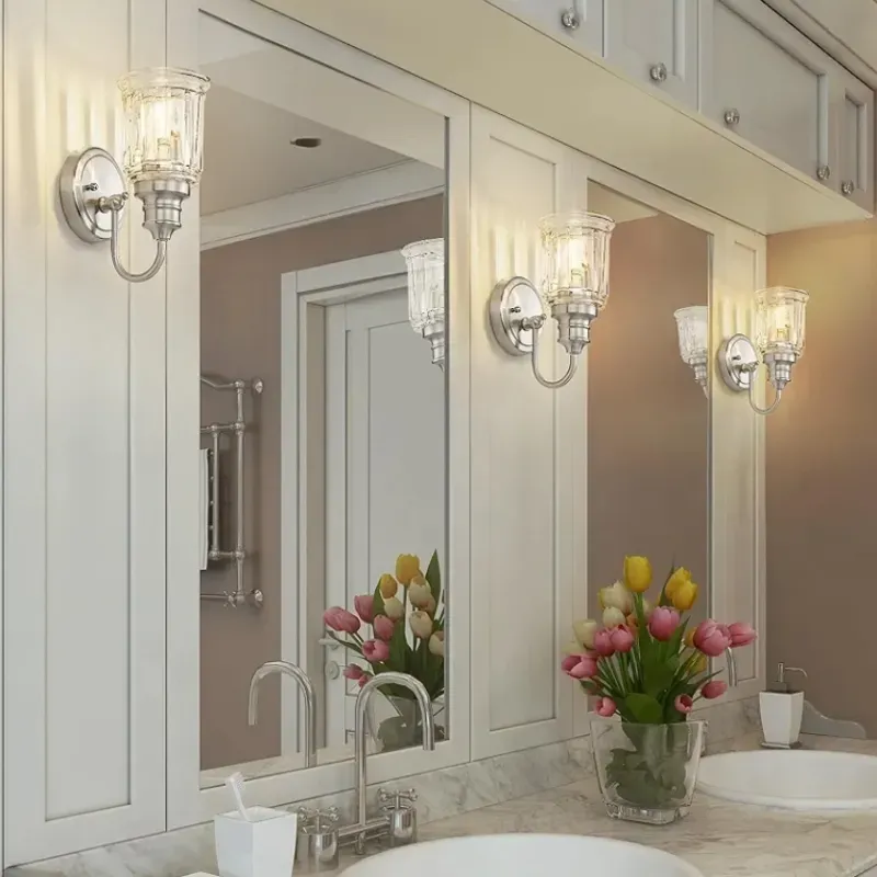 Aplique de pared de níquel cepillado, moderno aplique de pared para baño, aplique de pared de 1 luz con vidrio estriado en forma de campana, 5HZG106B BN