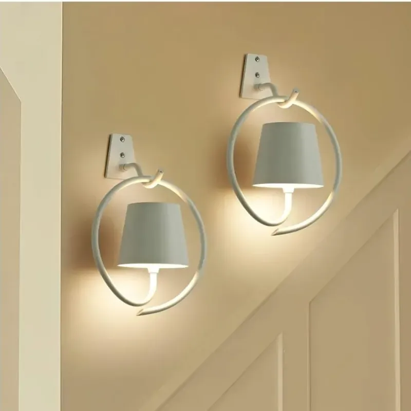 Lámpara de pared inalámbrica, recargable, funciona con pilas, juego de 2, 3 colores de atenuación continua, lámpara de pared para lámpara a pilas para imagen, dormitorio, sala de estar,