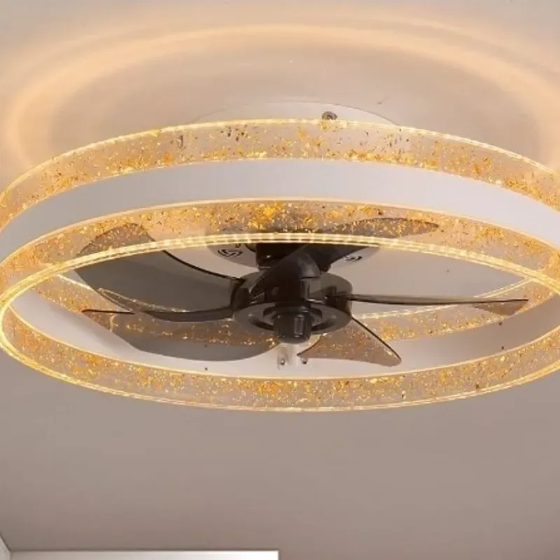 Ventilador de techo dorado
