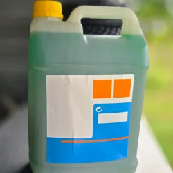 Detergente líquido