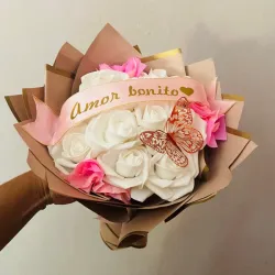 Ramo de Rosas de Foami de 10 Flores