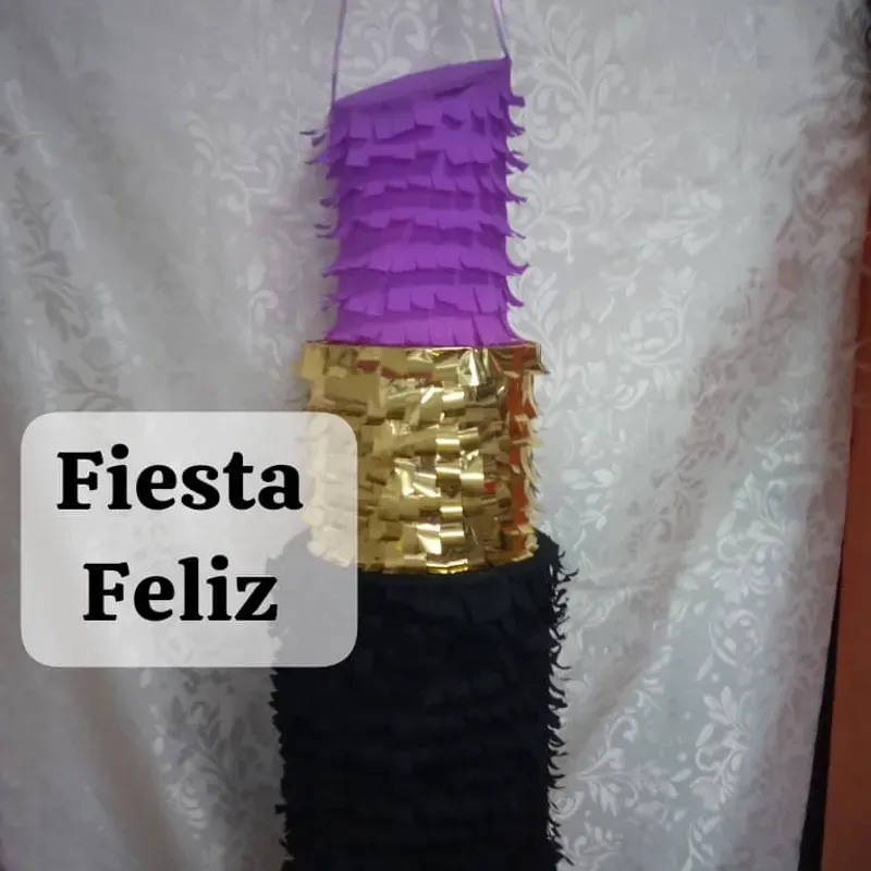 Piñata Creyón de labios