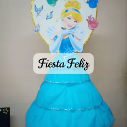 Piñata de la princesa Aurora