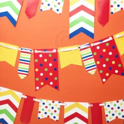 Cadeneta de banderitas