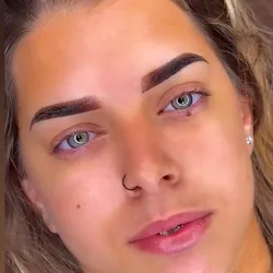 POWDER BROWS_Cejas Efecto Maquillaje 