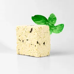 Queso Fresco de Albahaca