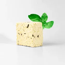 Queso Fresco de Albahaca