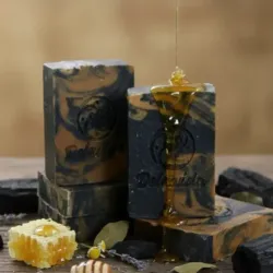 Jabón de carbon y miel