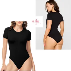 Body basico tipo pulover color negro