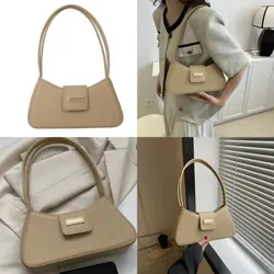 Cartera Color beige detalle dorado