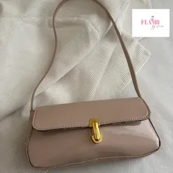 Cartera tono nude cierre dorado