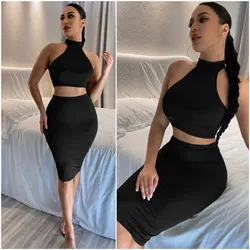 Conjunto de saya y top cuello alto color negro