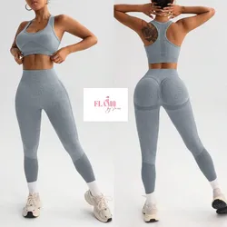 Conjunto gris de top y licra larga levantaglúteos