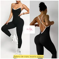 Mono ajustado negro y blanco levanta glúteos escote espalda