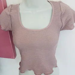 Pulover corto elastizado color malva