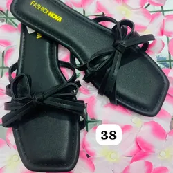 Sandalias Fashion Nova color negro con lazo #38