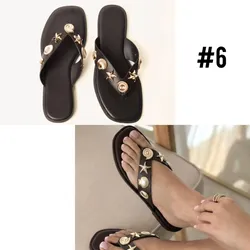 Sandalias metededos color negro con detalles del mar en dorado #6