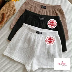 Short fresco color entero tipo hilo color beige