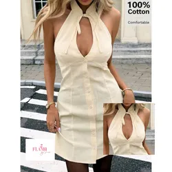 Vestido color beige con cuello y lazo