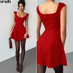 Vestido color rojo mangas cortas estilo princesa