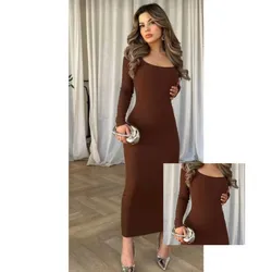 Vestido largo basico de mangas largas color marrón