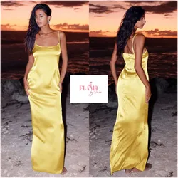 Vestido largo satinado color amarillo de tirantes
