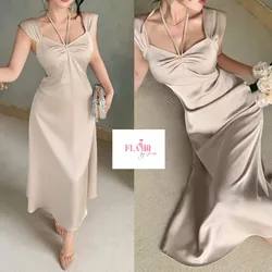 Vestido lencero satinado color beige